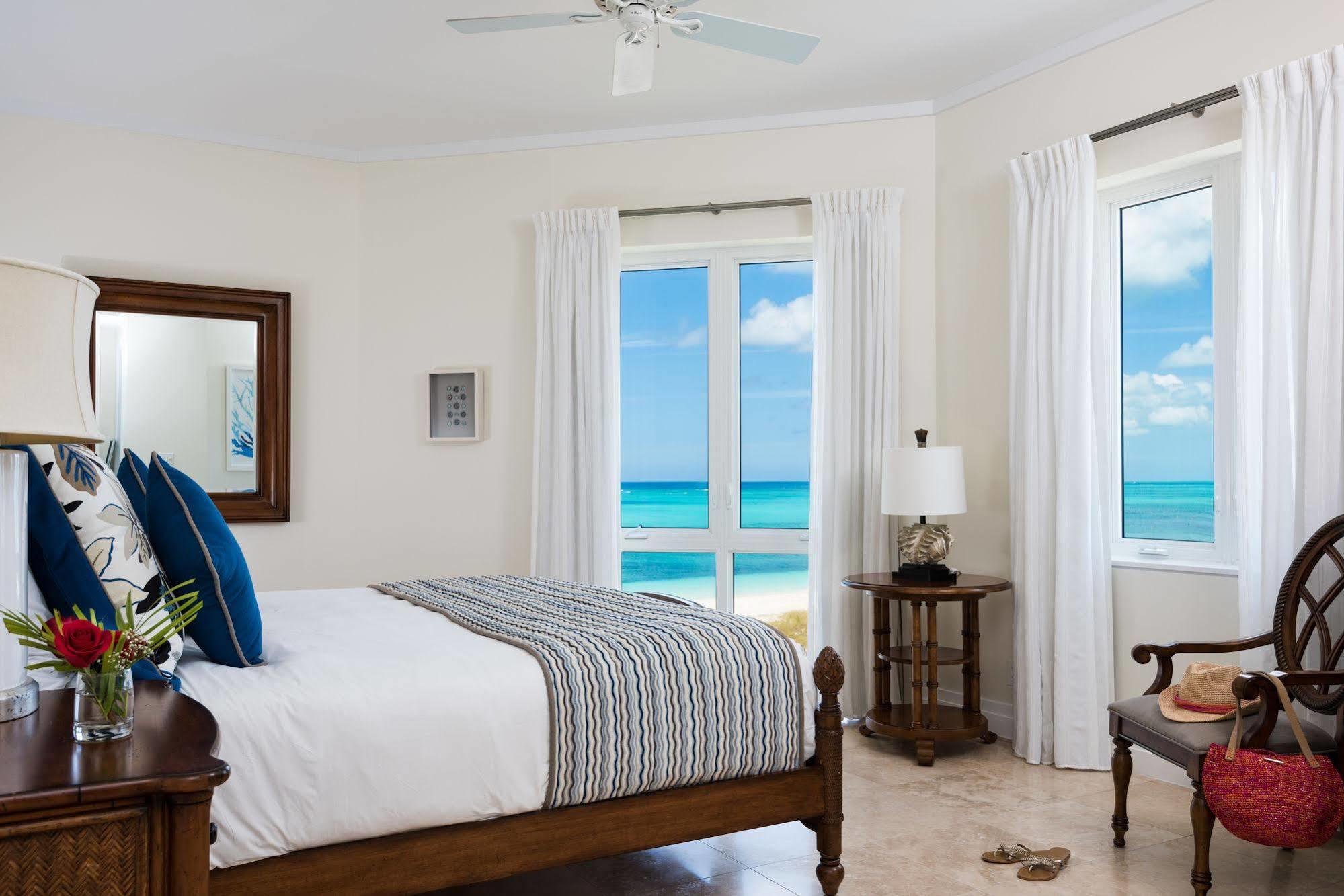 Hotel West Bay Club à Grace Bay Extérieur photo